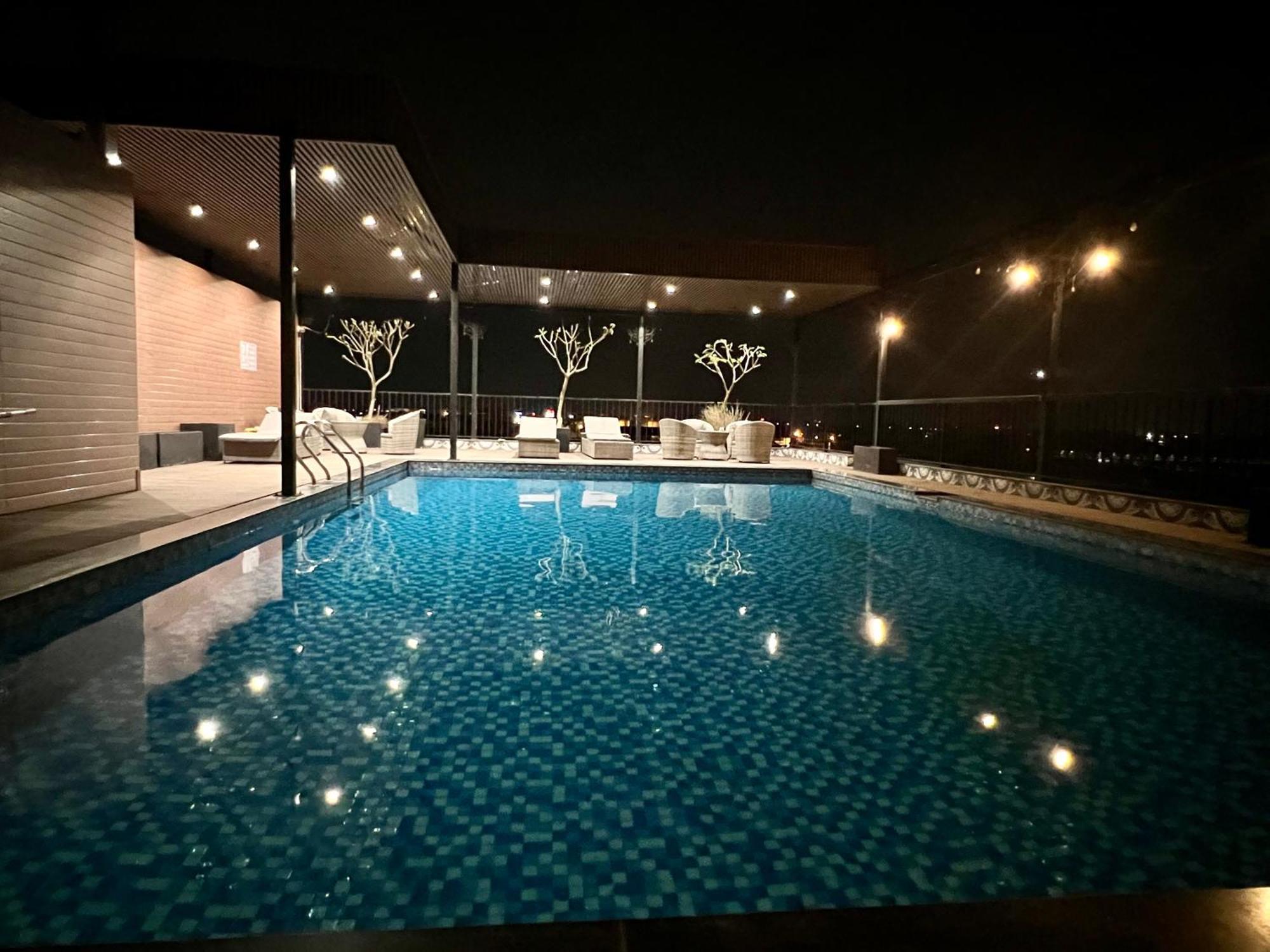 Paragon House And Residence Ханой Екстериор снимка